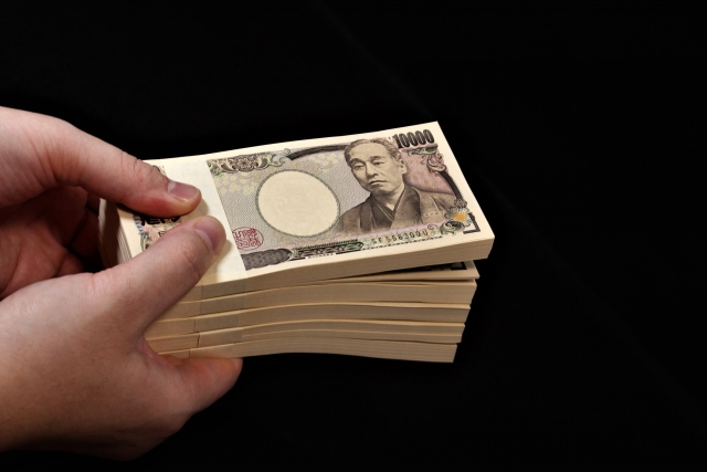不貞行為の慰謝料500万円は高すぎ?減額成功事例と対処法を解説