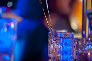 ホスラブの削除方法と犯人を特定する開示請求の方法を弁護士がわかりやすく解説
