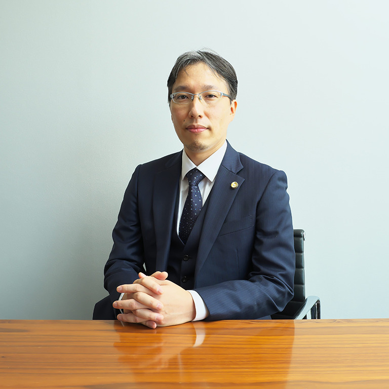弁護士 近藤健介
