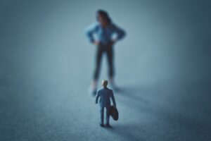 モラハラ妻の特徴・原因・心理｜対処法と離婚の手順を解説
