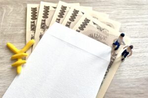 相続放棄した兄弟へのお礼は必要？相場や渡し方・注意点を解説