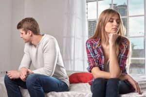 離婚原因ランキング｜男女で違う？夫婦が別れを決めた理由とは